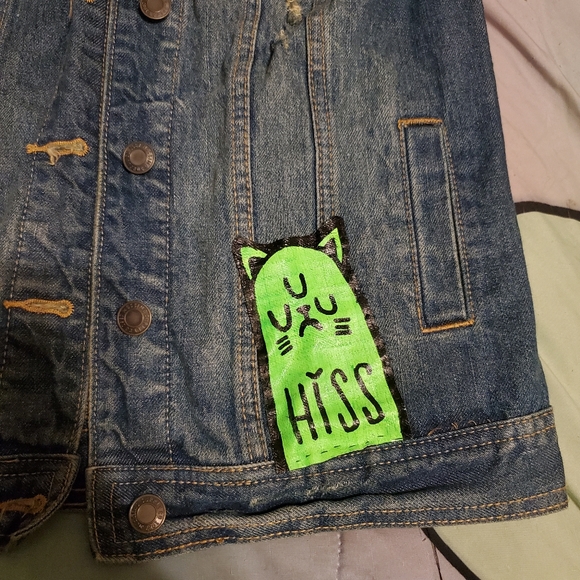 Handmade alien girl Jean jacket vest Hiss - Picture 3 of 9
